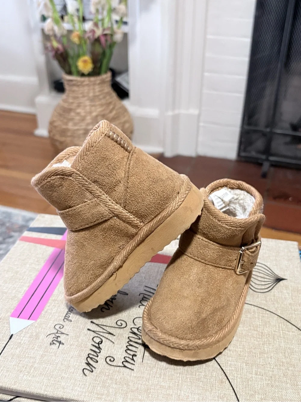 Capelli of New York cozy tan
